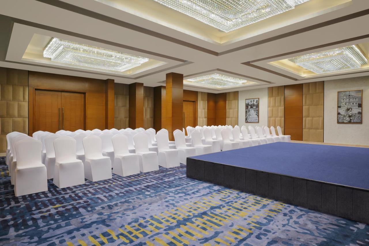 Hotel Fairfield By Marriott Goa Calangute Extérieur photo