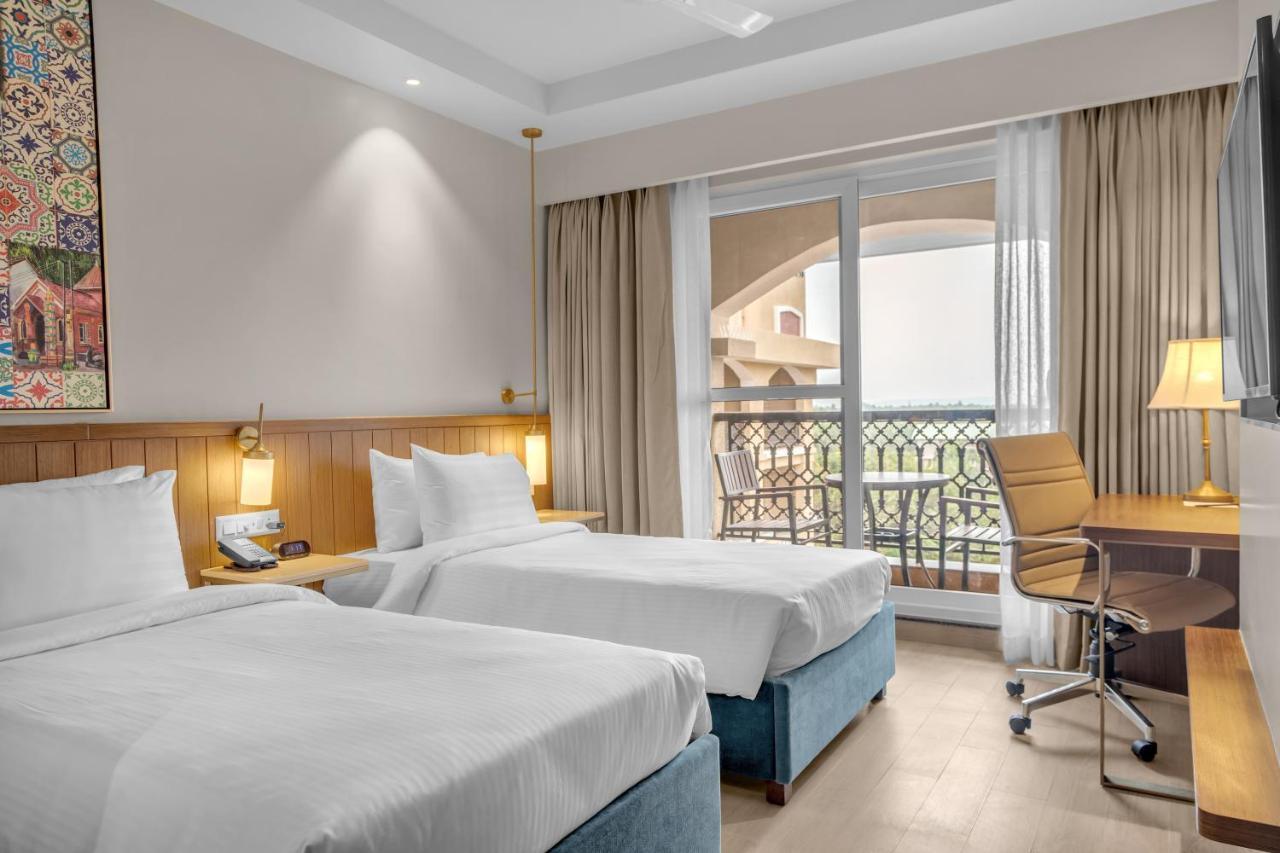 Hotel Fairfield By Marriott Goa Calangute Extérieur photo
