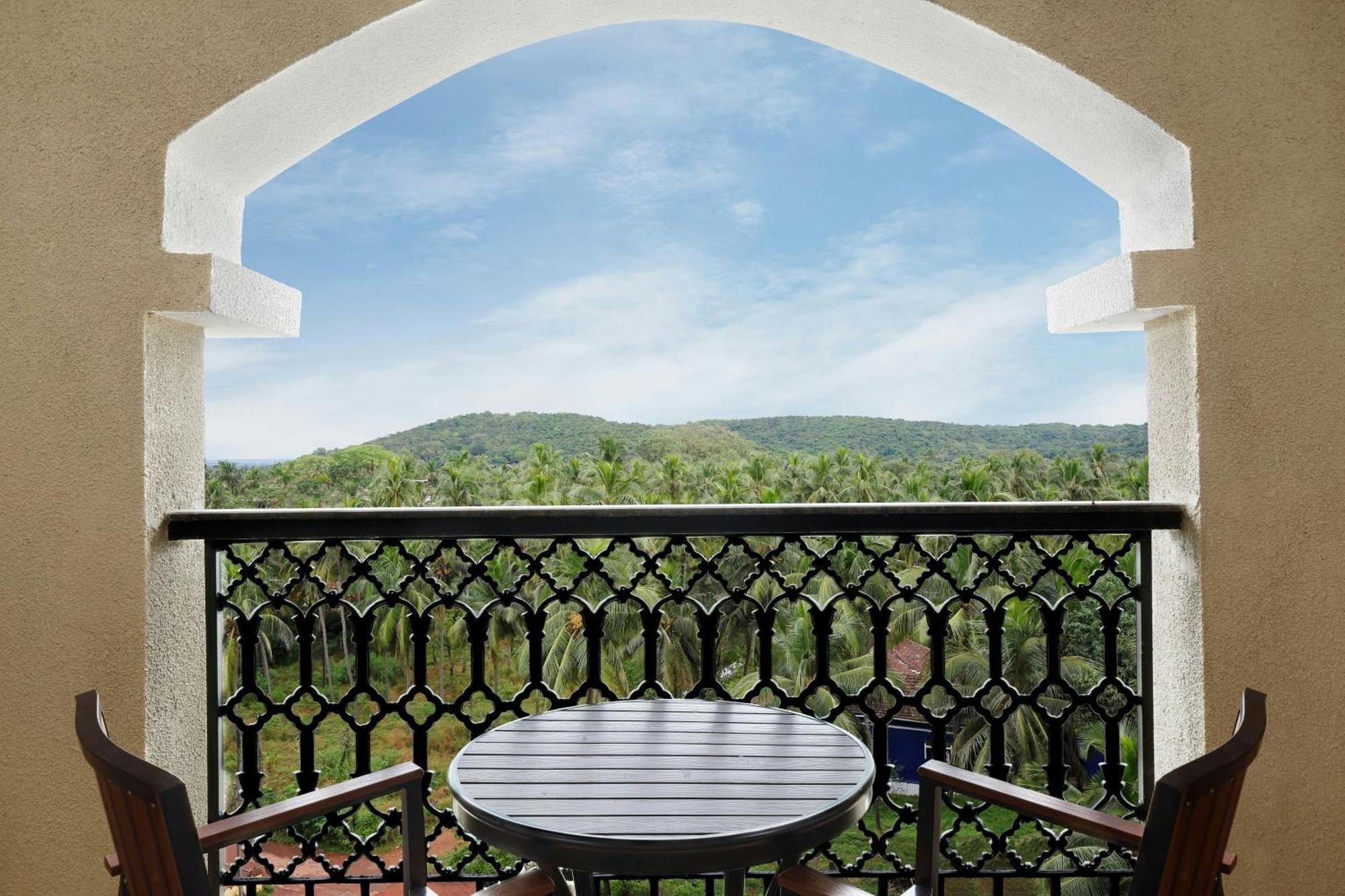 Hotel Fairfield By Marriott Goa Calangute Extérieur photo