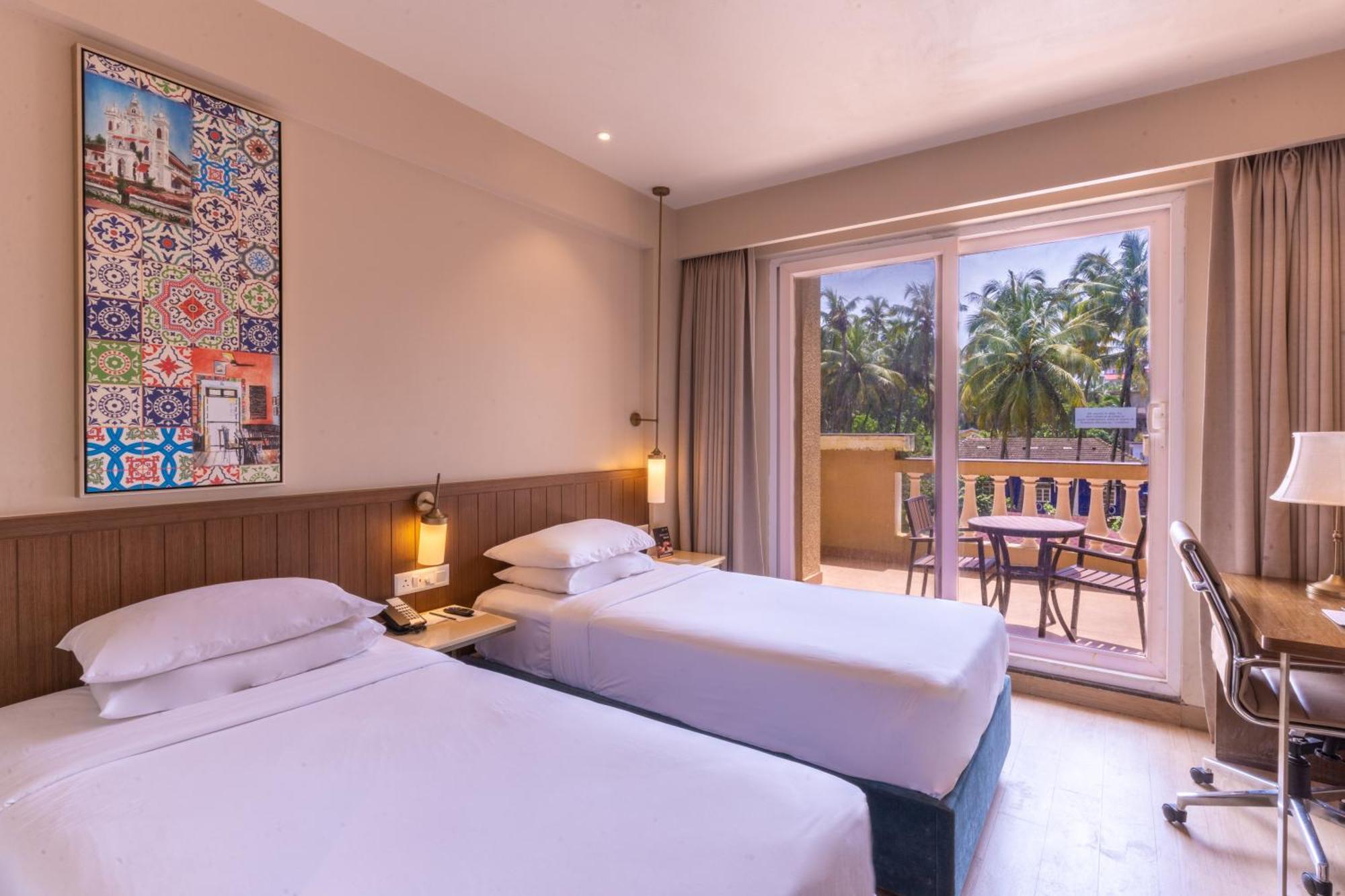 Hotel Fairfield By Marriott Goa Calangute Extérieur photo